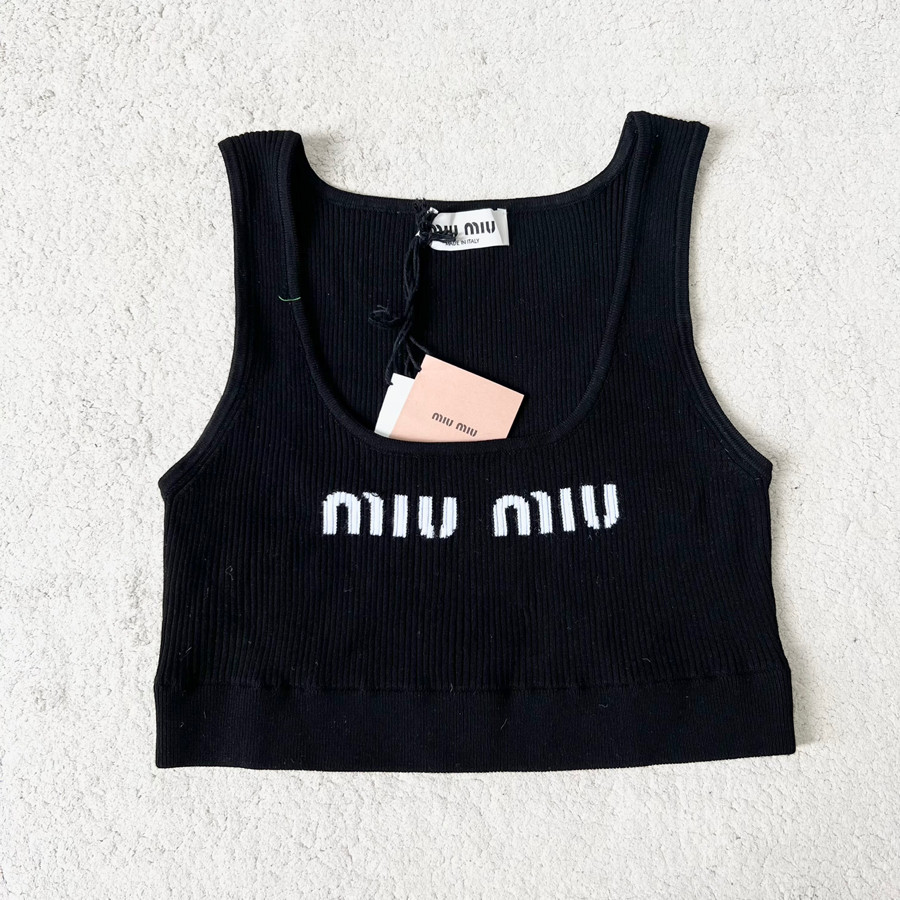 Áo 3 lỗ MiuMiu