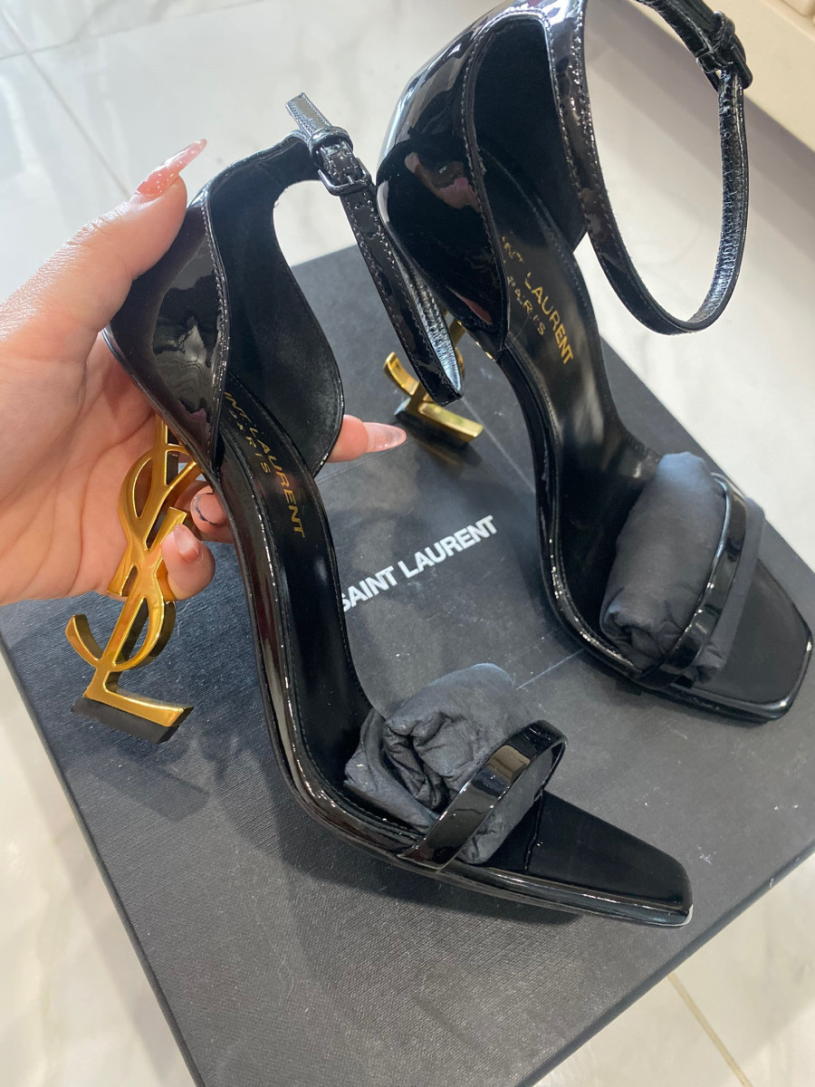 Sandal YSL