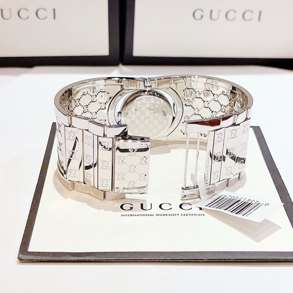Đồng hồ Gucci Twirl Case mặt trong 23mm