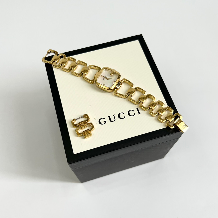 Đồng hồ Gucci