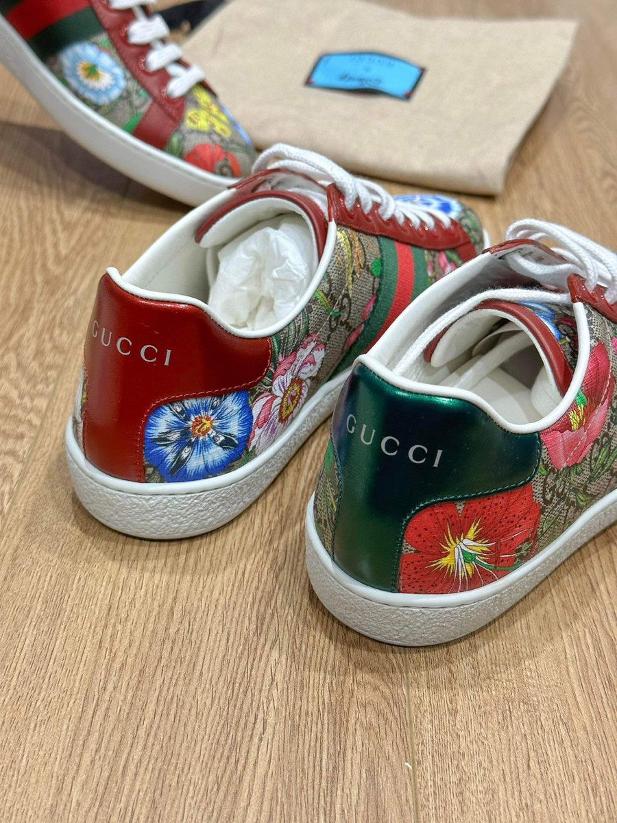 Giày gucci