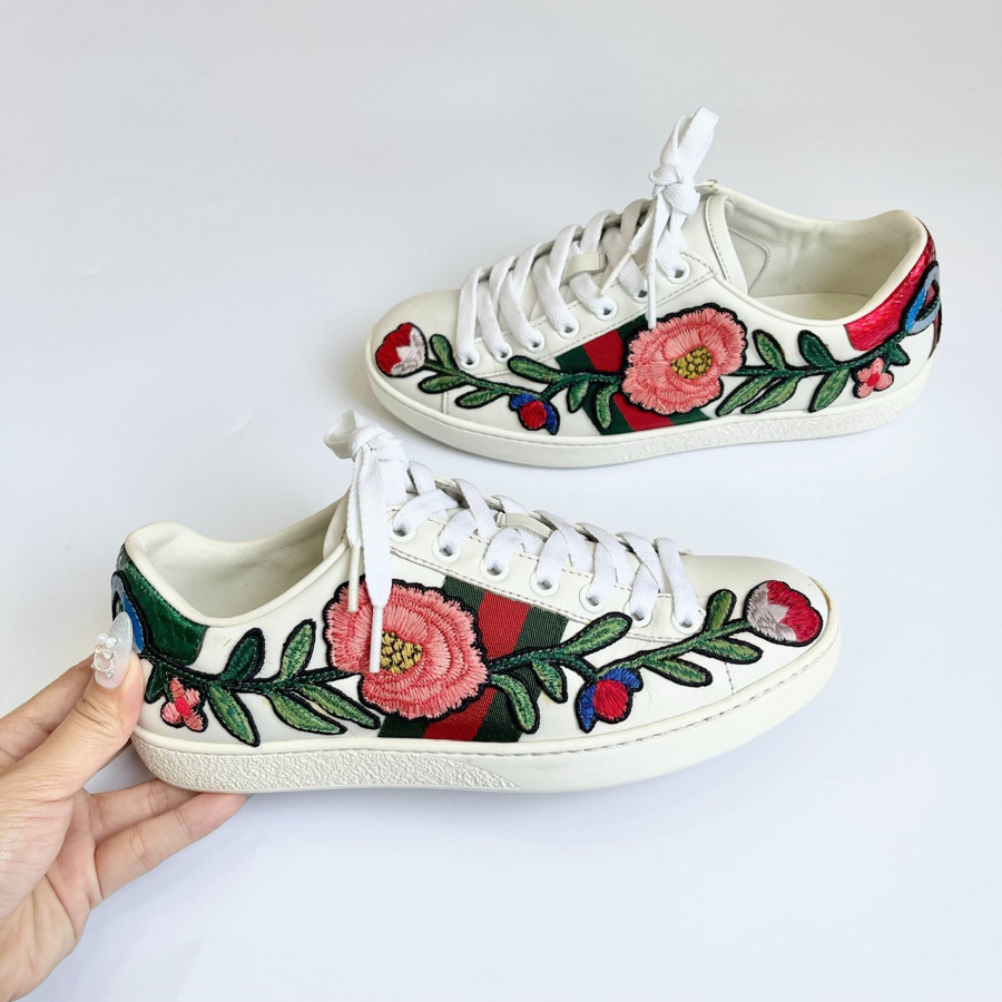 Sneaker Gucci hoa