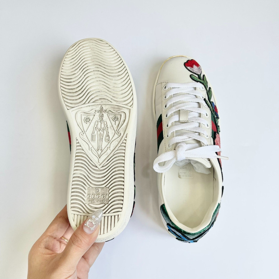 Sneaker Gucci hoa