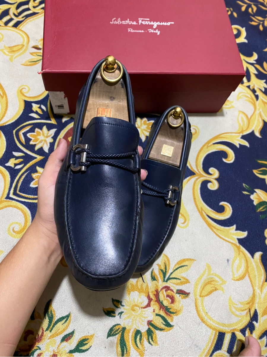 Salvatore Ferragamo size 43