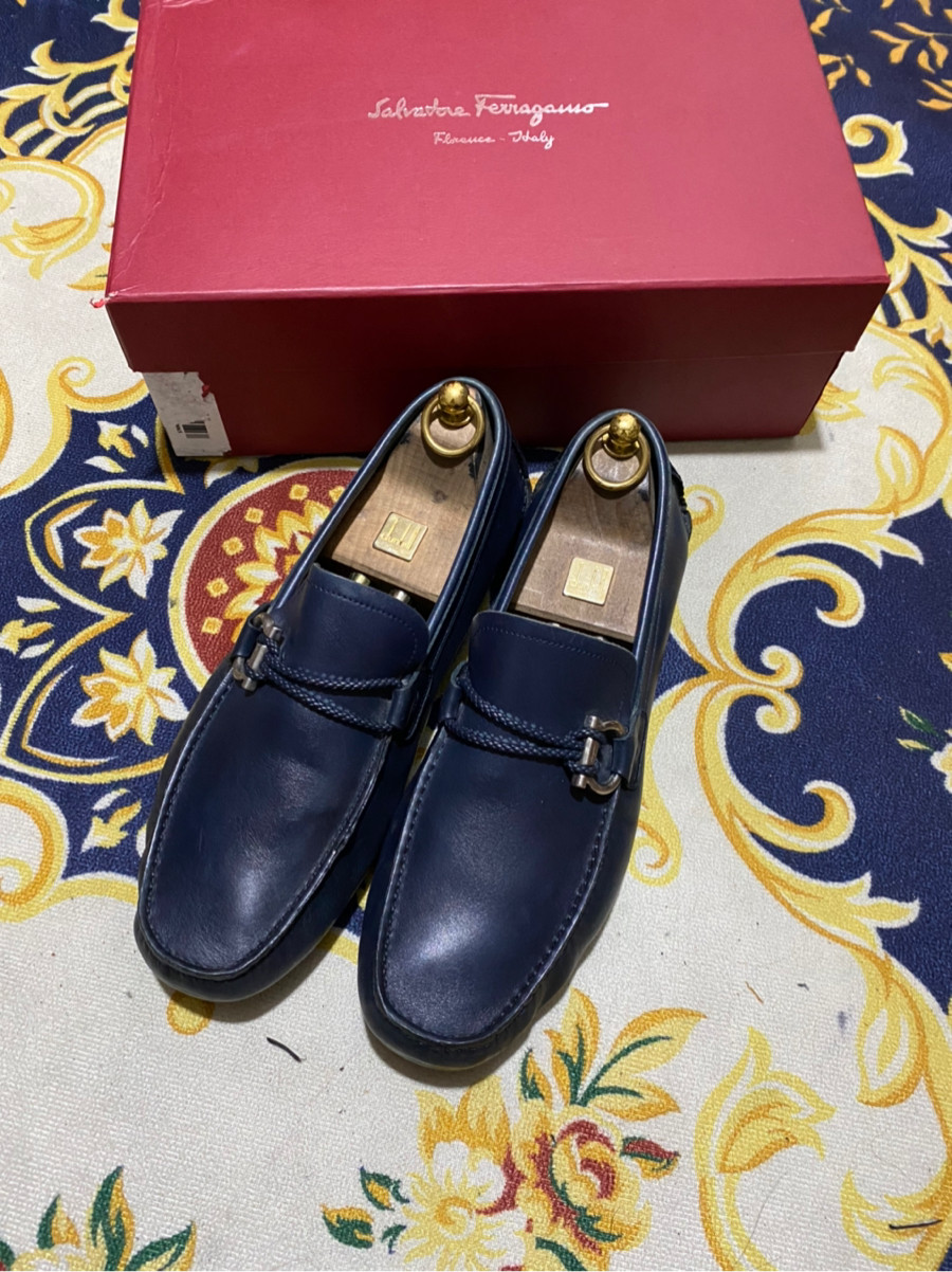 Salvatore Ferragamo size 43