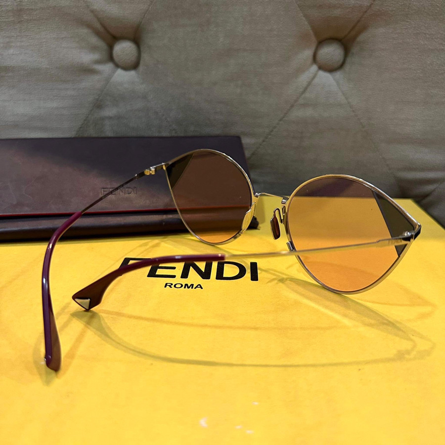 Kính fendi sz 60 kèm box