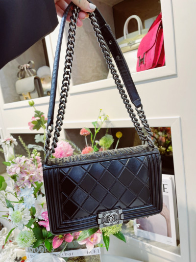 Chanel boy limited salzburg calfskin