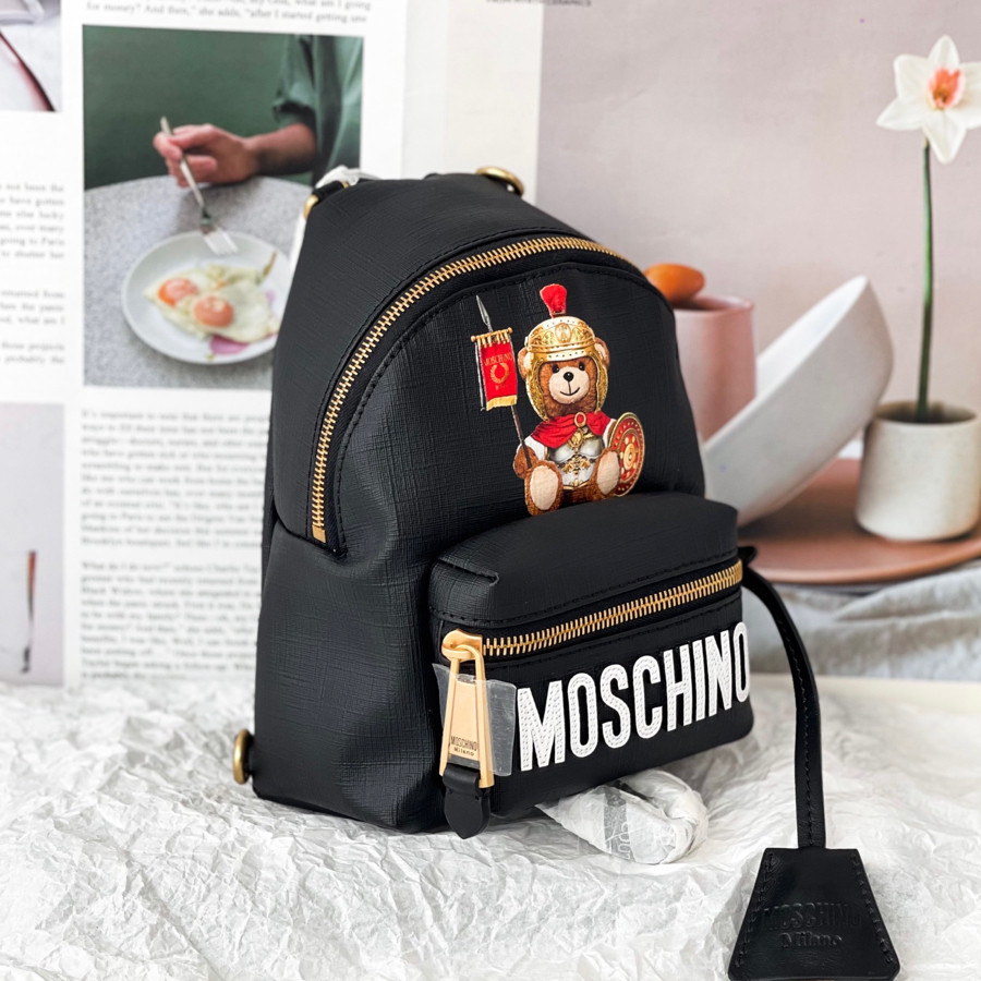 Balo Moschino sz 21 x 15 cm 😍