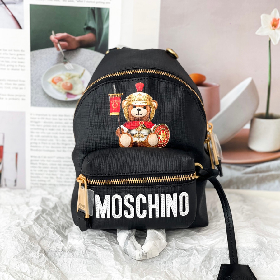 Balo Moschino sz 21 x 15 cm 😍