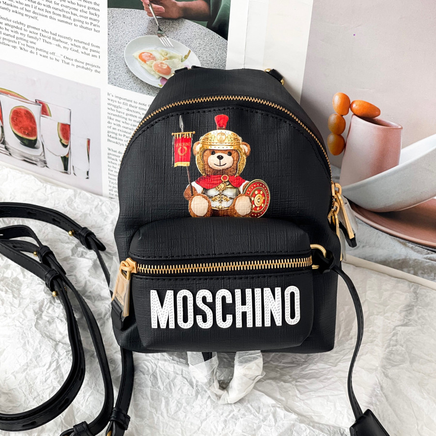 Balo Moschino sz 21 x 15 cm 😍