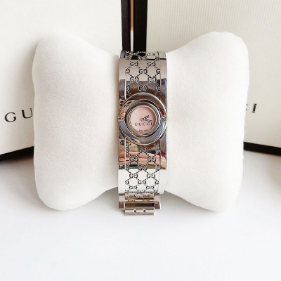 Đồng hồ Gucci Twirl Case mặt trong 17mm