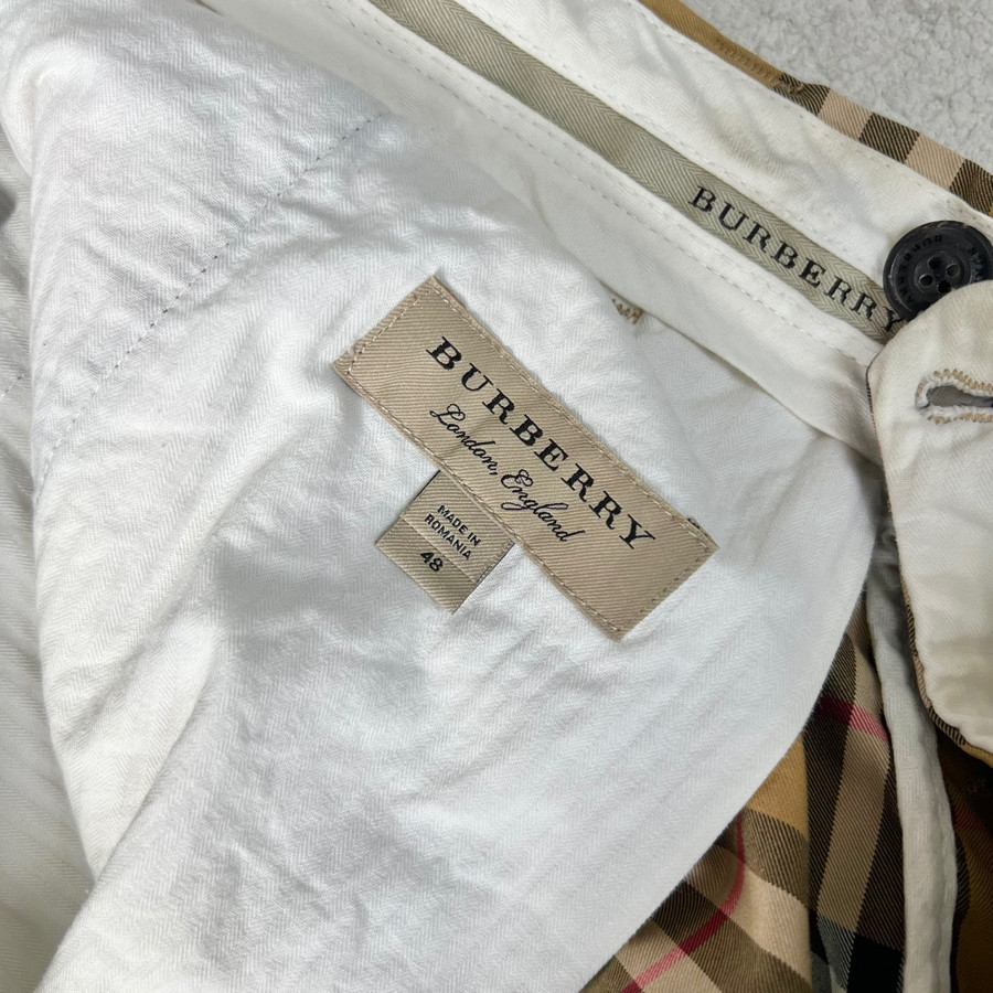 Quần dài Burberry