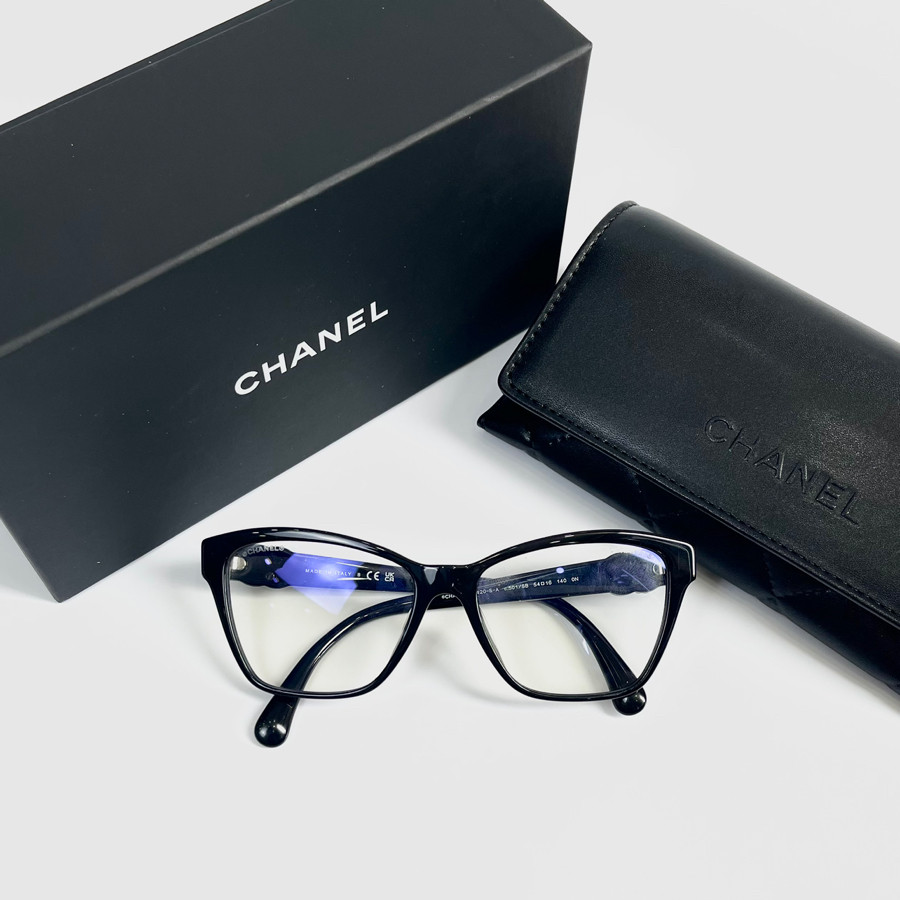 Kính gọng cận Chanel