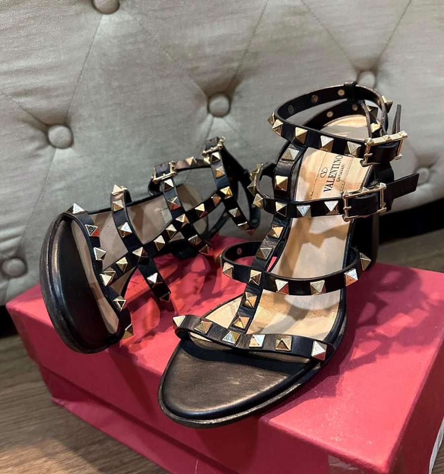 Sandal valentino đen sz 36 10p