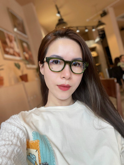 Kính cận Chrome Hearts Cuntvoluted xanh hiếm và đeo siêu nổi  ✨