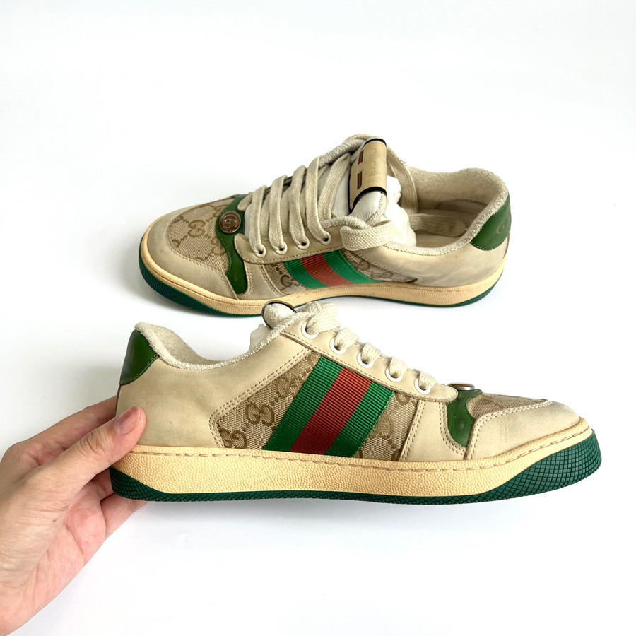 Sneaker Gucci bẩn