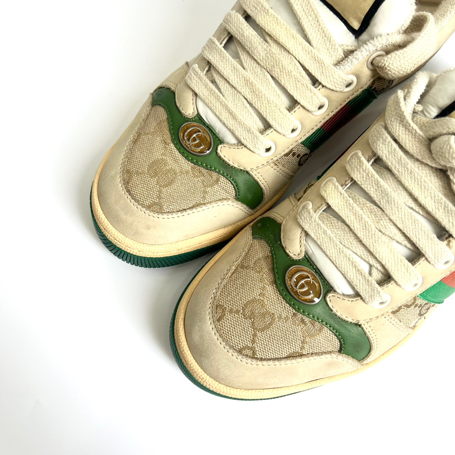 Sneaker Gucci bẩn