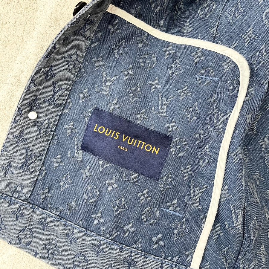 Áo denim jacket Louis Vuitton xanh