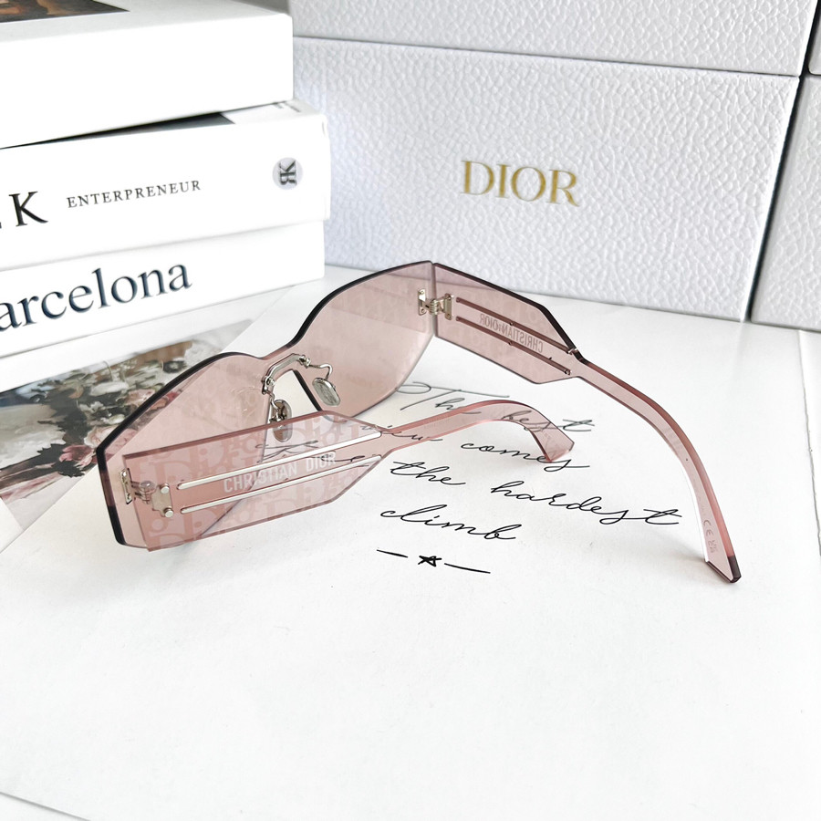 Kính râm Dior diorclub m6u logo màu mới 2023 ✨