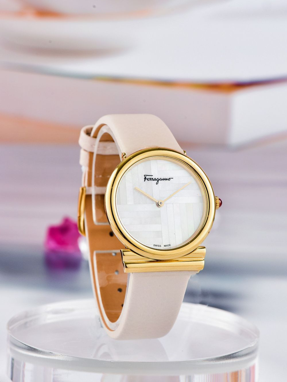 Đồng hồ Salvatore Ferragamo Gancini Case 34mm