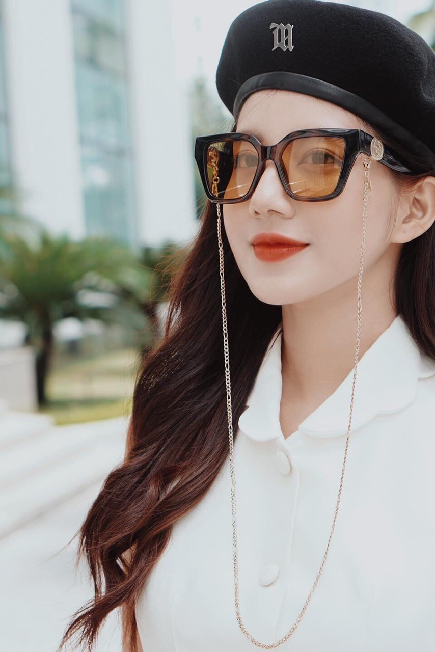 Kính râm Gucci Gg1023S kèm xích chanh xả  🥰