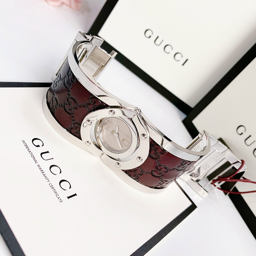 Đồng hồ lắc Gucci