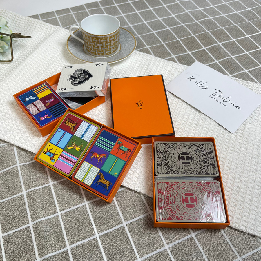 Set 2 bộ bài Hermes