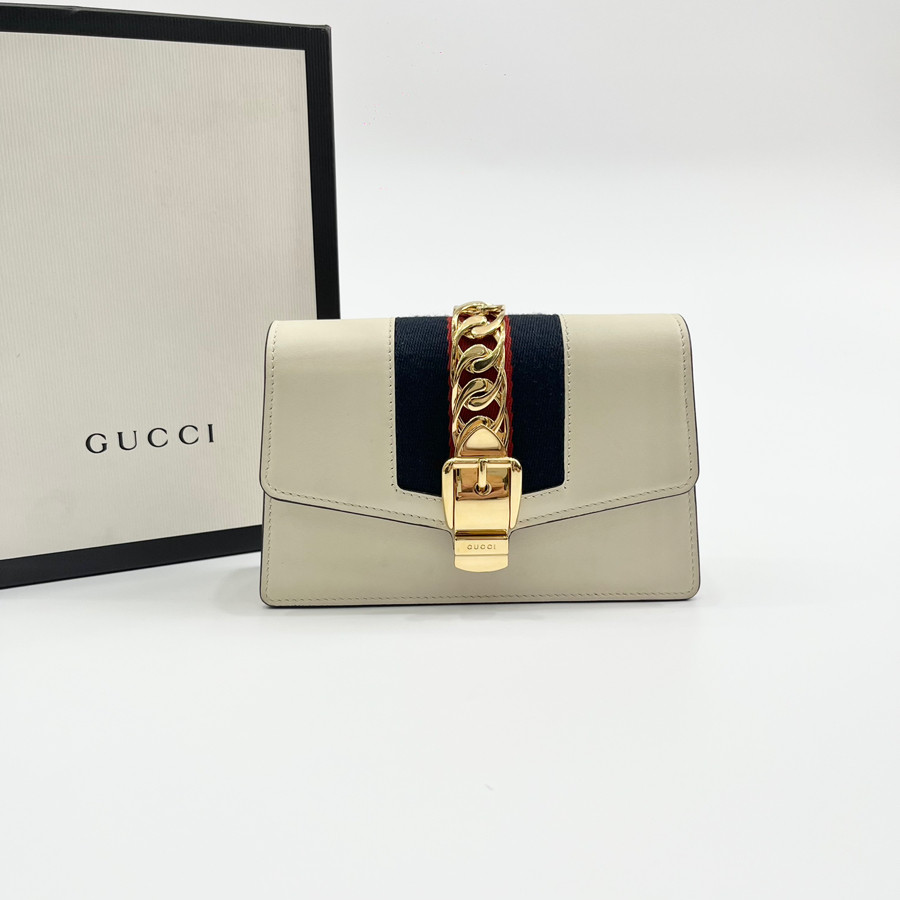 Túi Gucci sylvie mini