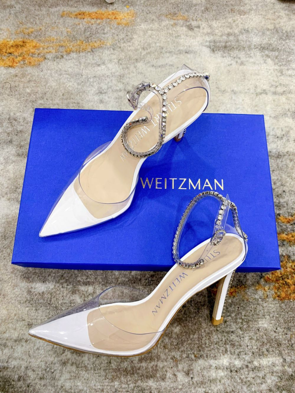 Guốc Stuart Weitzman trắng trong gót 11cm