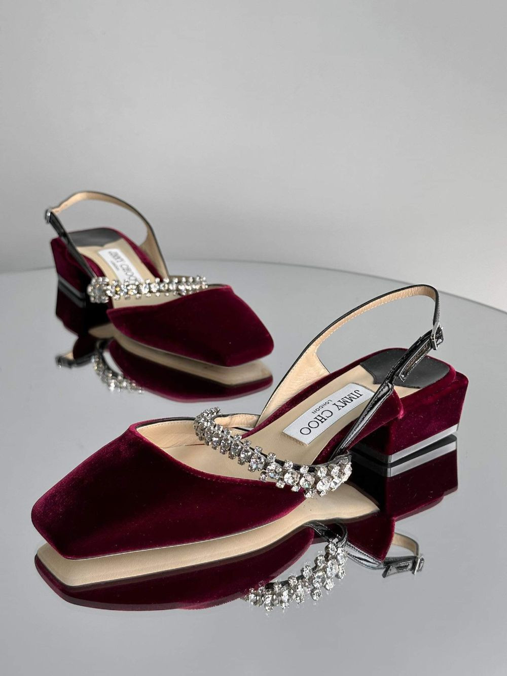 Sandal Jimmy Choo tiểu thư siêu xinh