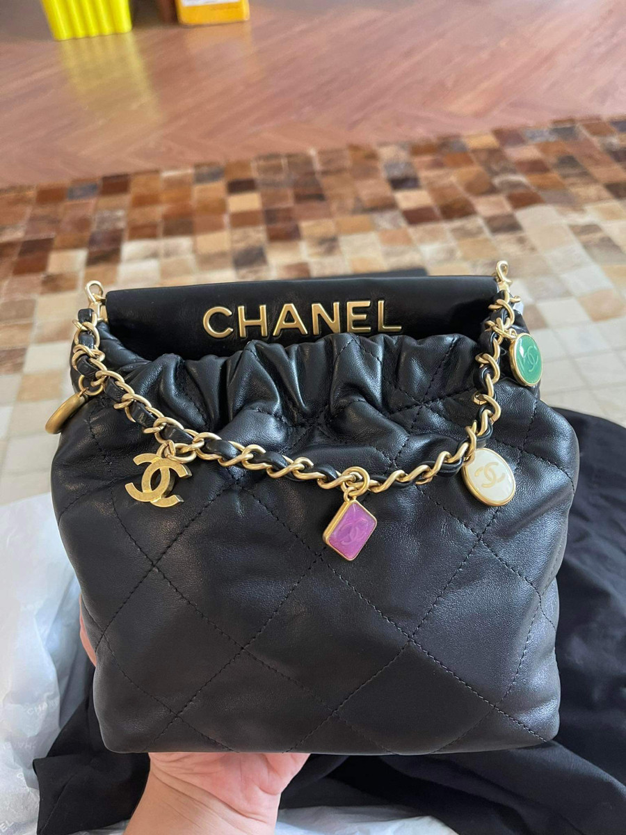 Chanel bucket mini charm 23P