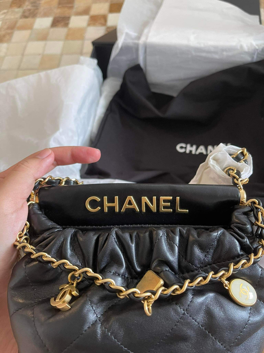 Chanel bucket mini charm 23P