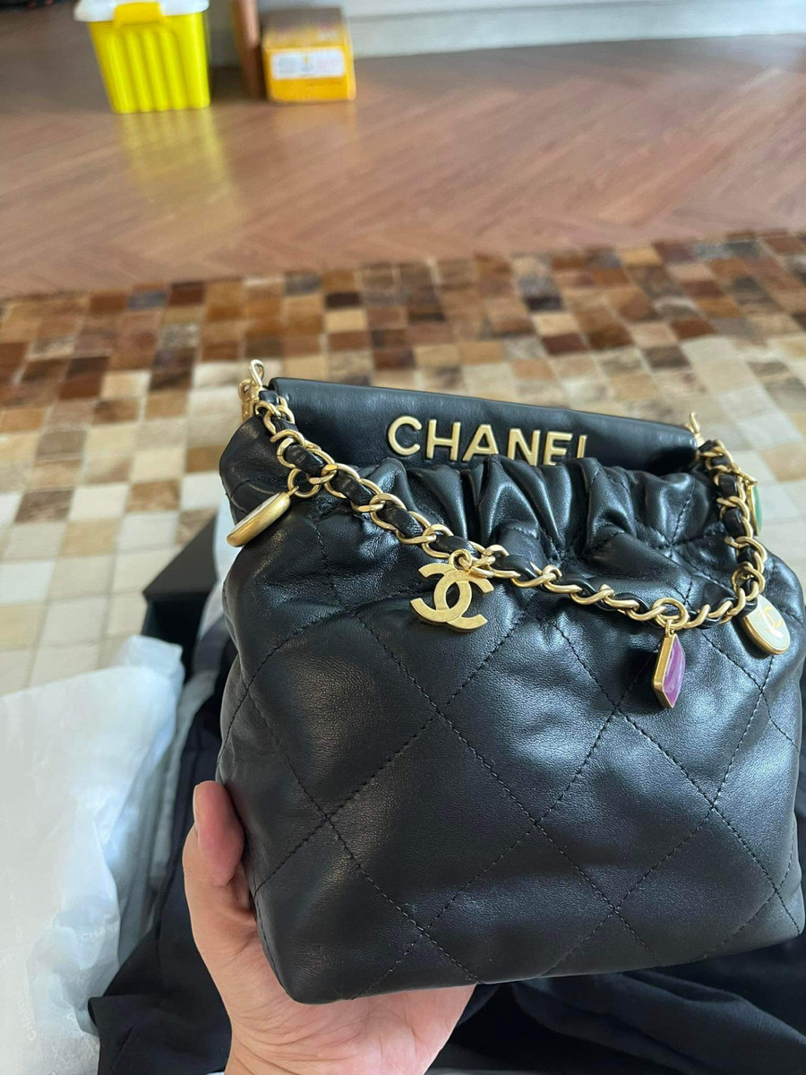 Chanel bucket mini charm 23P