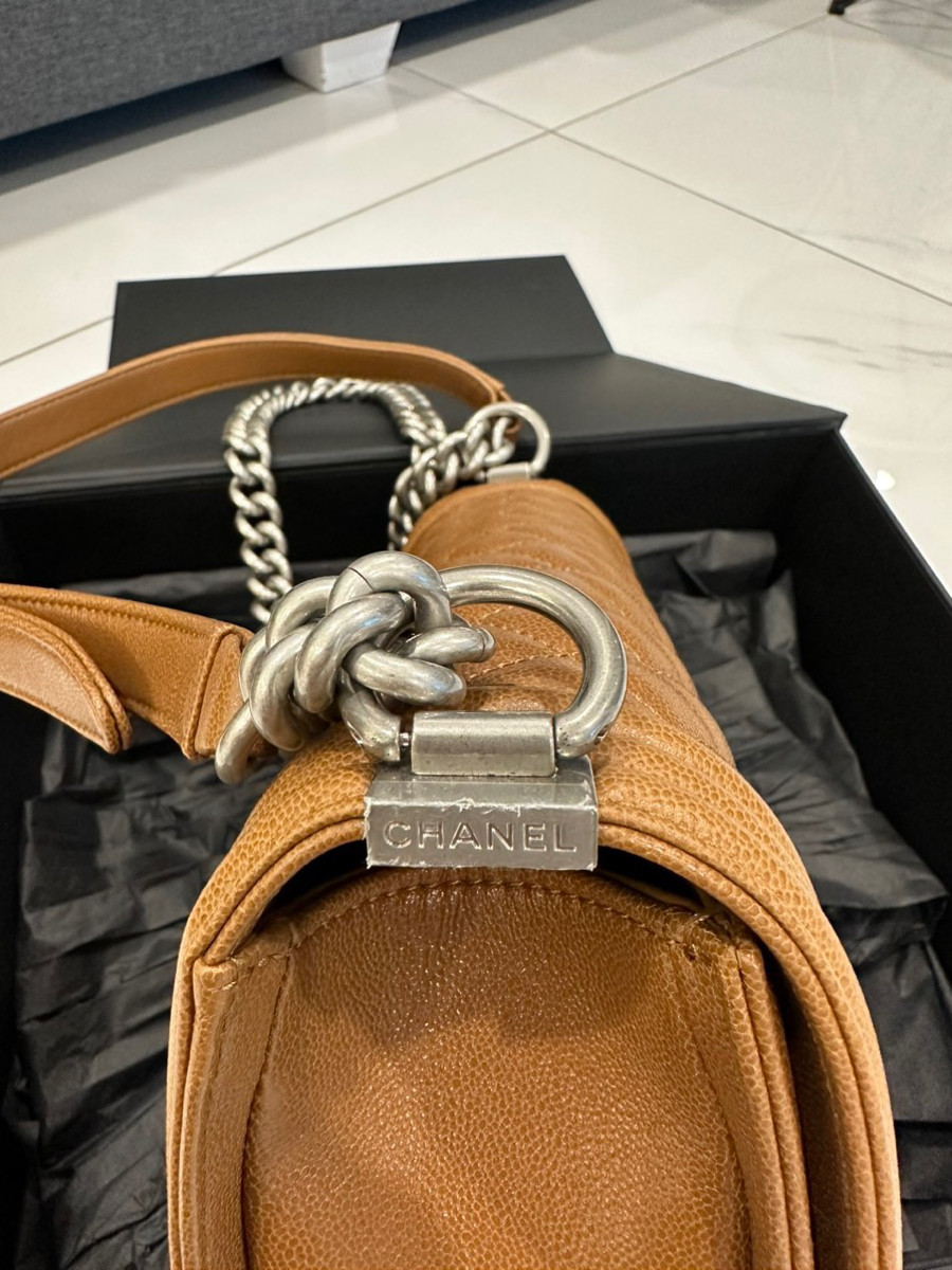 Chanel Boy Old Medium Brown Shw