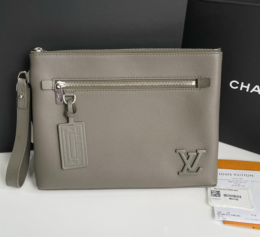 Clutch cầm tay nam nhà L.V