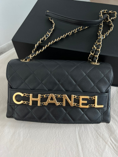 Chanel flapbag with metal