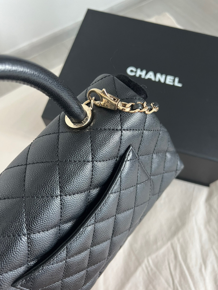 Chanel coco 9.5 black ghw caviar