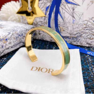 Vòng tay Dior chữ xanh size 17cm