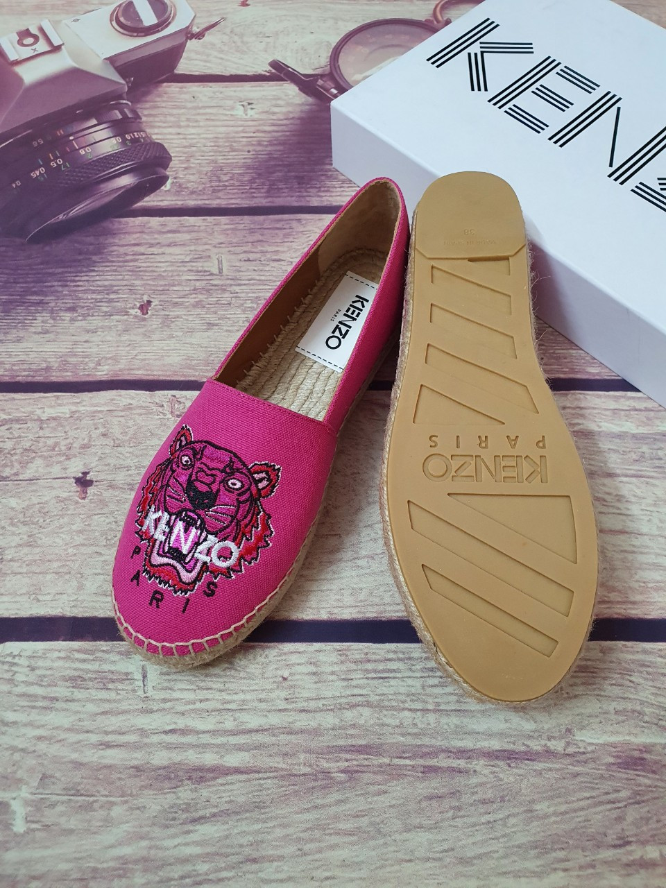 Giầy Kenzo  Nữ - SALE DƯỚI GIÁ NHẬP