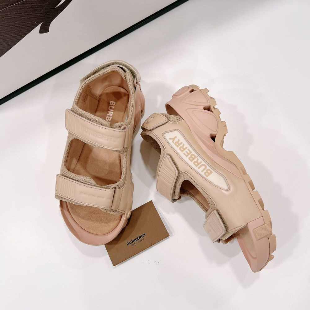 Sandal Burberry nude