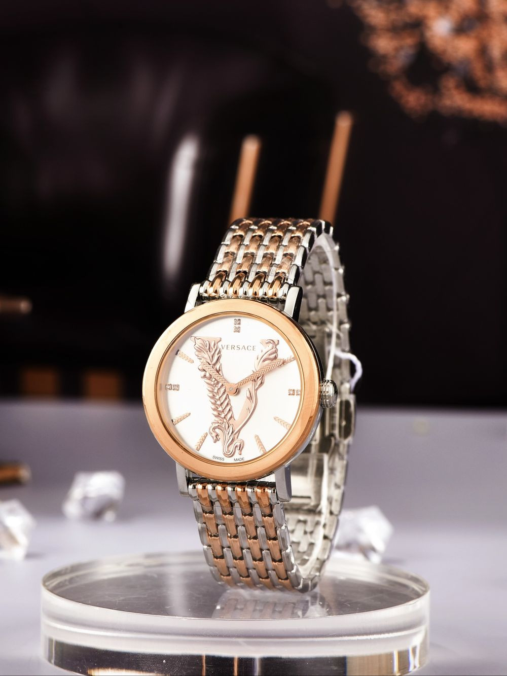 Đồng hồ Versace Virtus Diamond Case 36mm