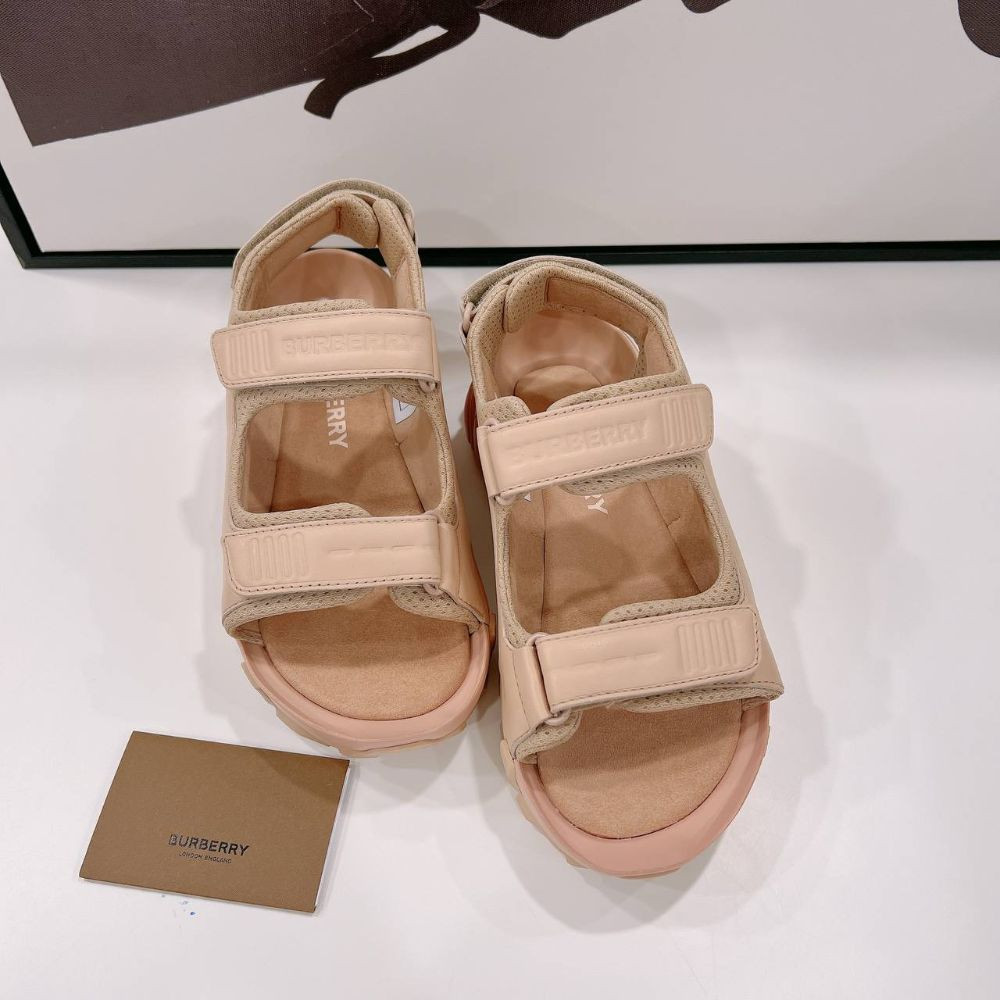 Sandal Burberry nude