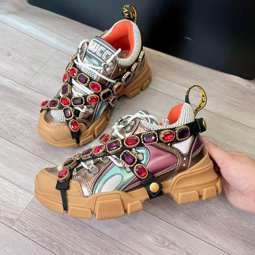 Giày Sneaker Gucci cá tính