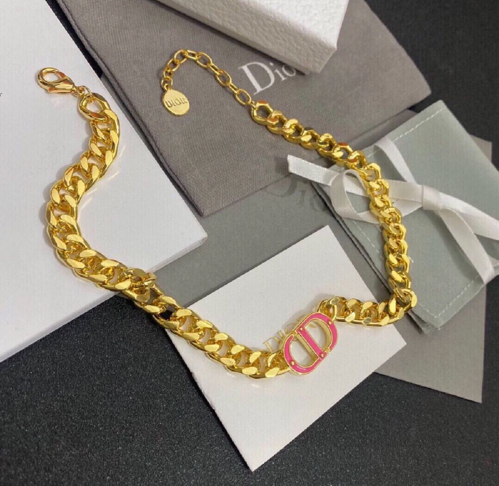 Chocker Dior gold logo CD hồng