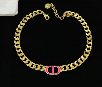 Chocker Dior gold logo CD hồng