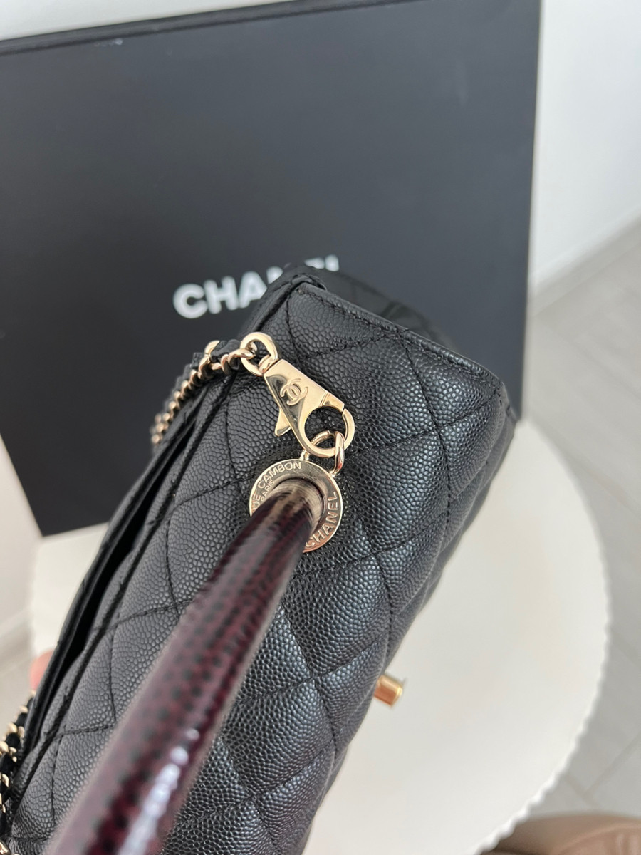 Chanel coco 9.5 lizard handle