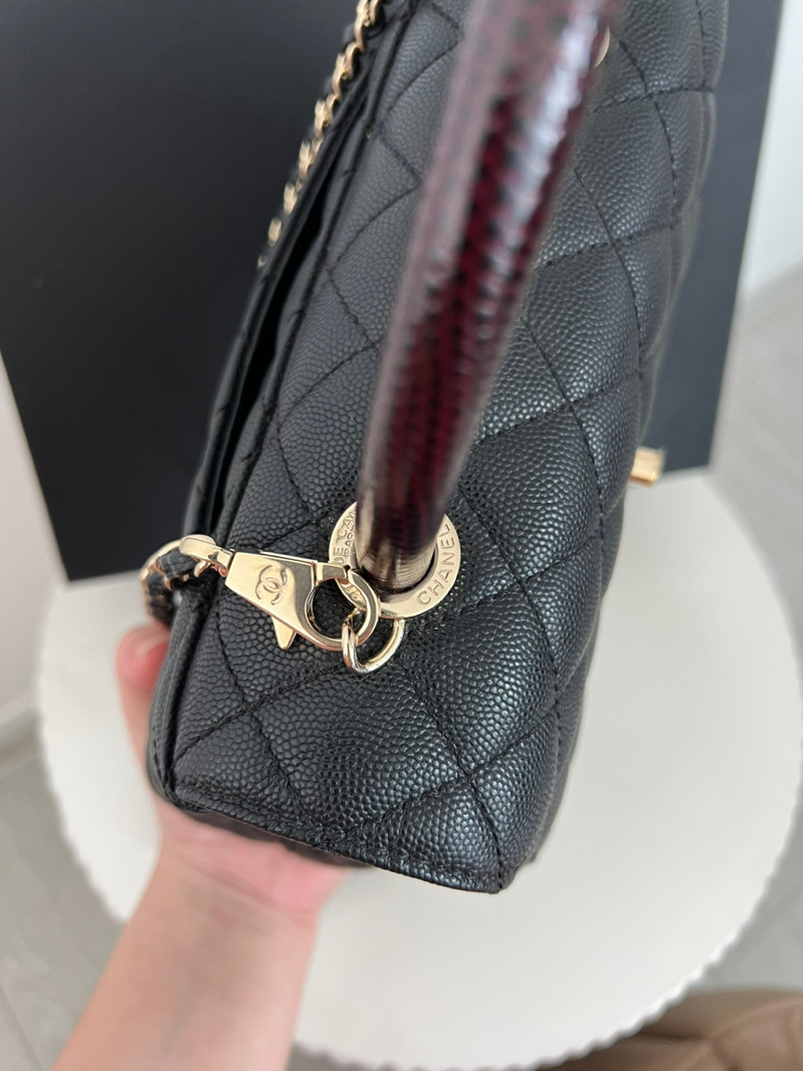 Chanel coco 9.5 lizard handle