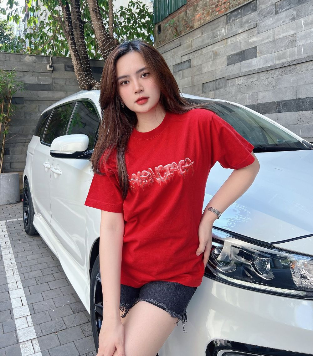 Áo Balenciaga tee đỏ chữ