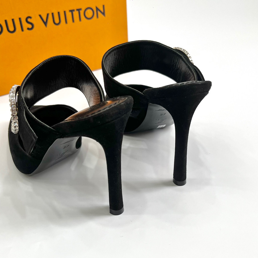 Guốc Louis Vuitton đen nhung