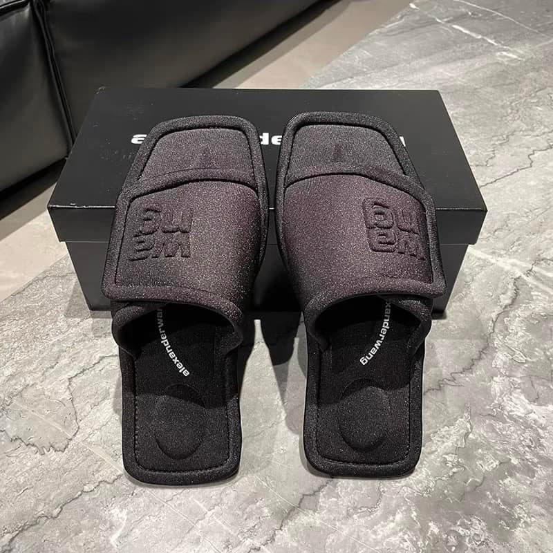 Dép Alexander Wang satin đen